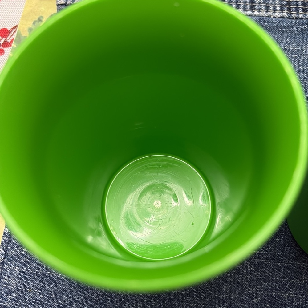 Tupperware Colorful Stackable Hard Plastic Cups - Picture 4 of 11